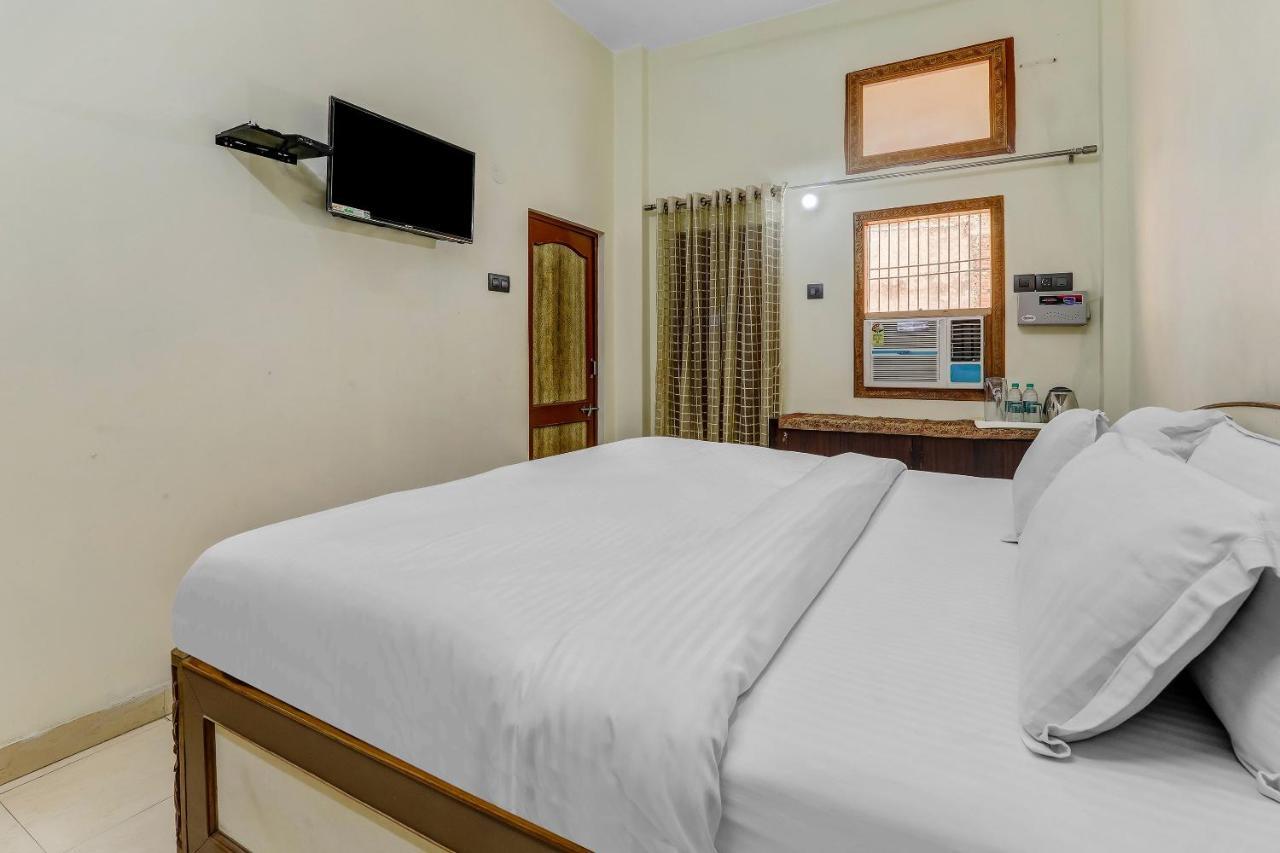 Hotel K V Palace Varanasi Exterior foto